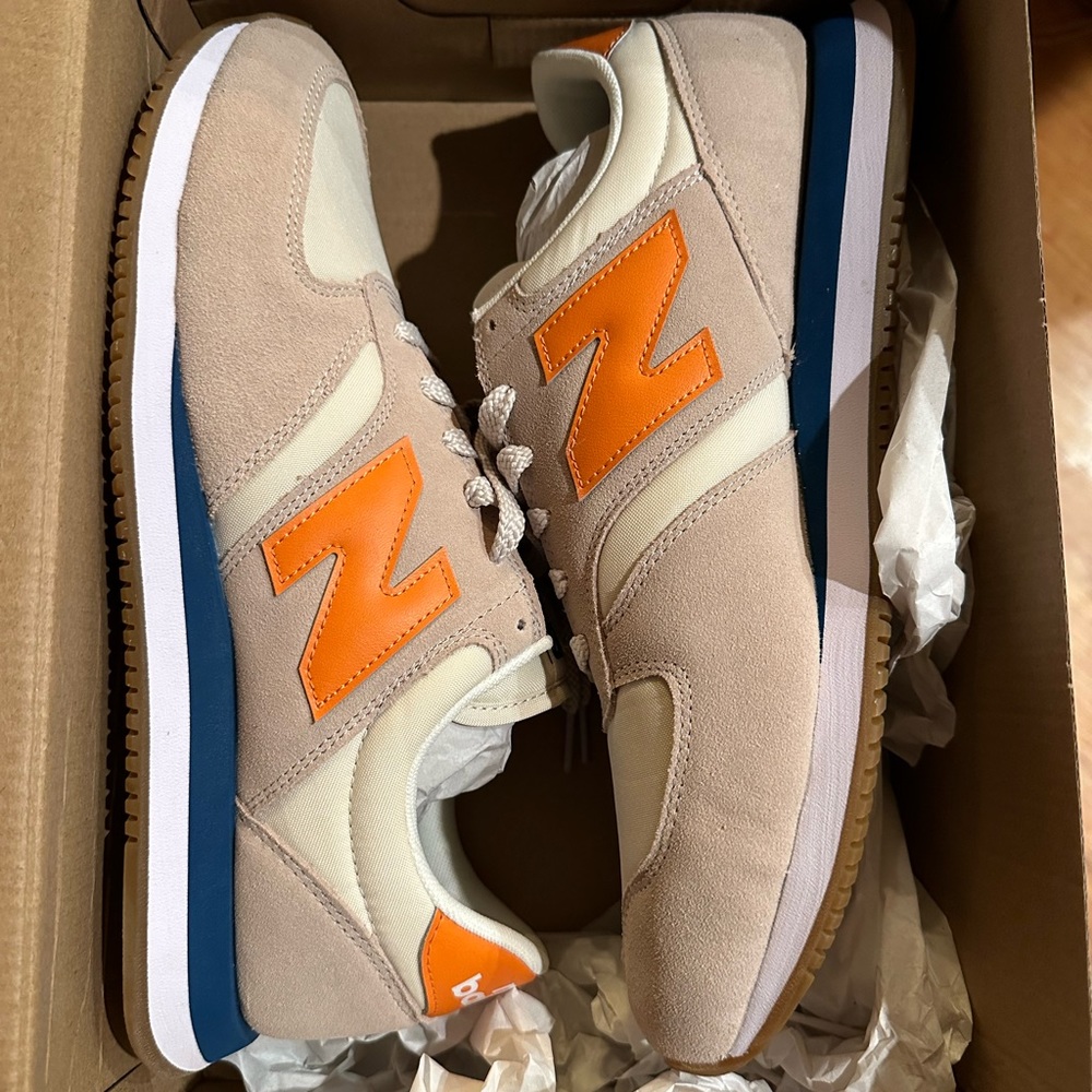BNIB men’s new balance tennis shoes